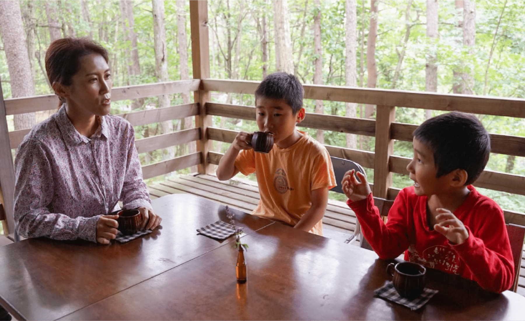息子2人と新井さん