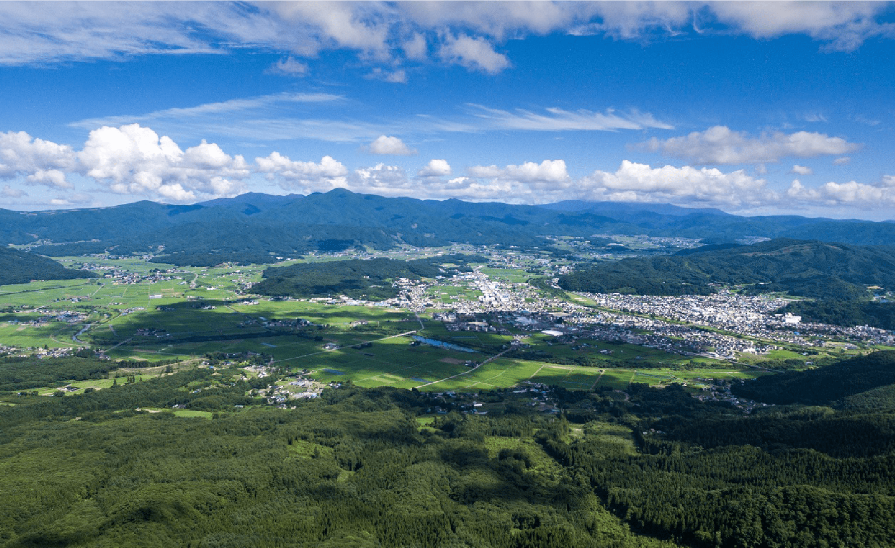 岩手県遠野市の緑豊かな景色