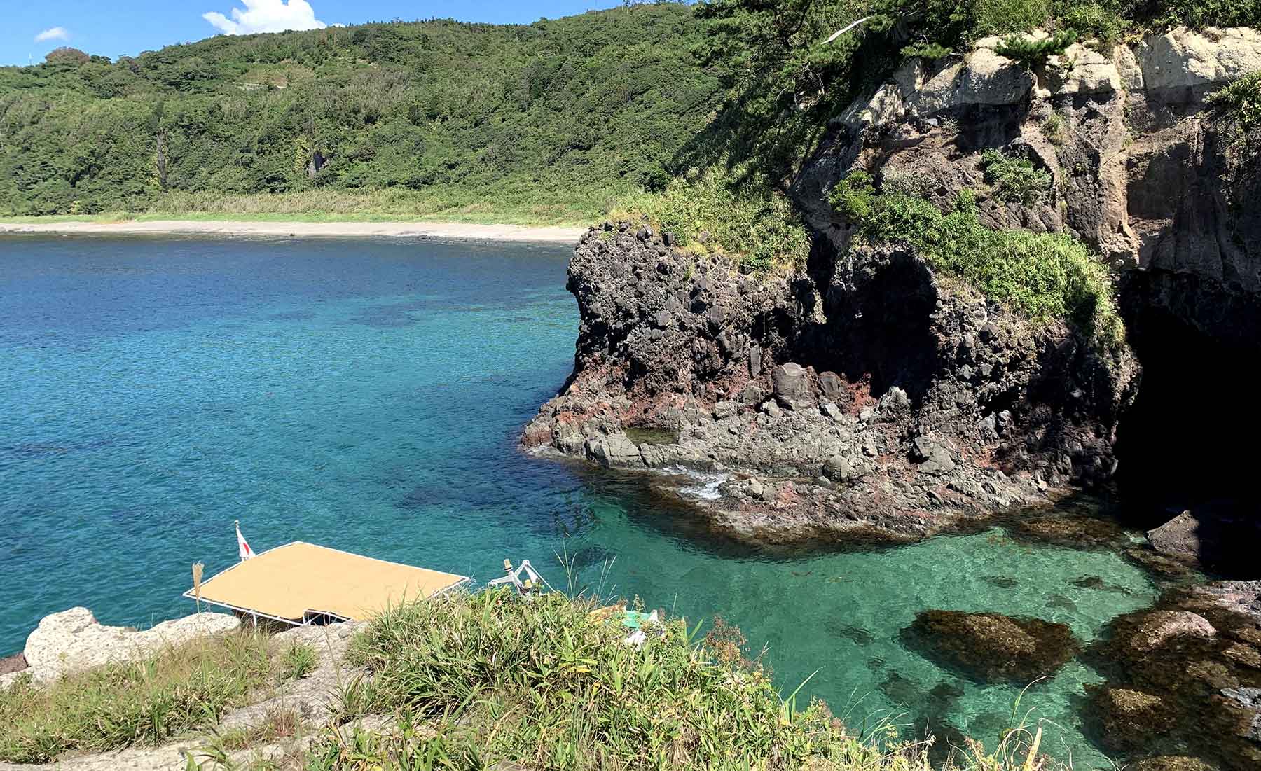 透き通って綺麗な石川の海