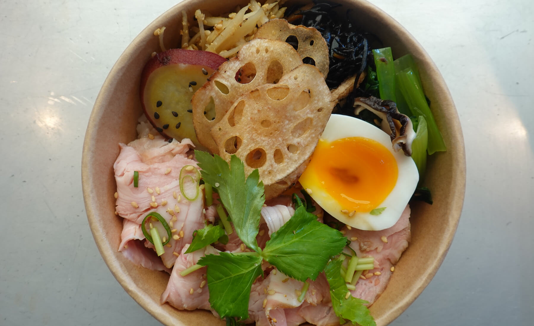 もち豚肩ロースのローストポーク弁当