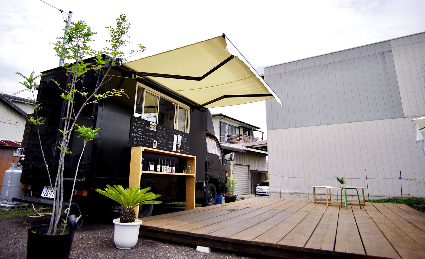 キッチンカーで開業