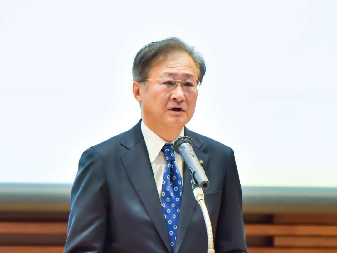 閉会挨拶
